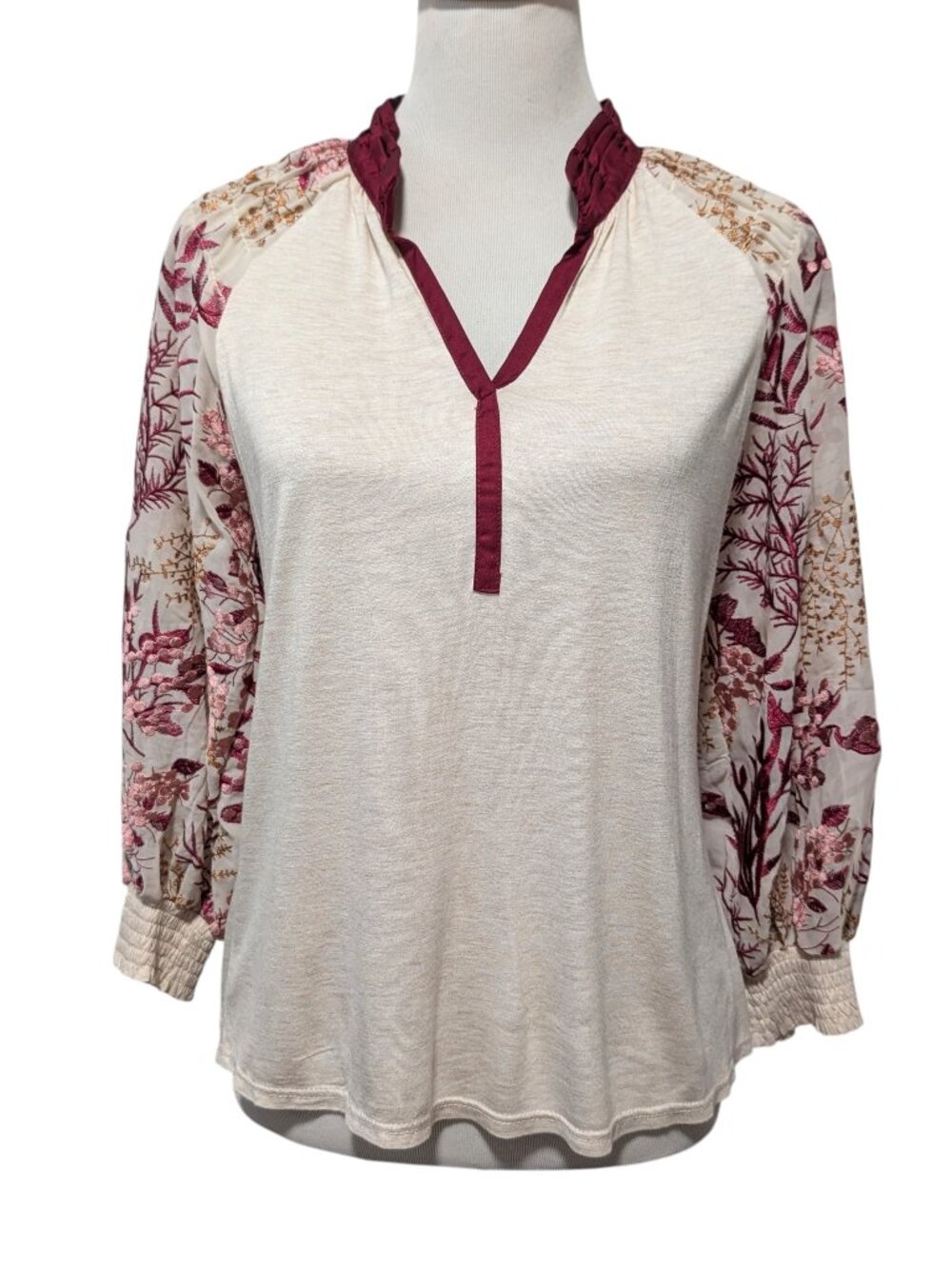 Tiny Anthropologie Women Sz S Eleanor Cream Burgundy Embroidered Puff Sleeve Top